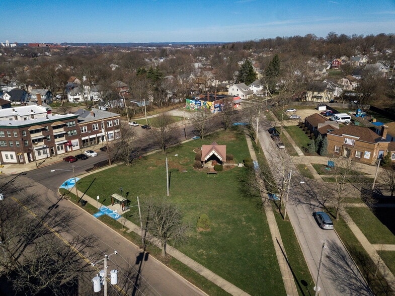 More Photos Of 314 Pioneer St, Akron Storefront For Sale