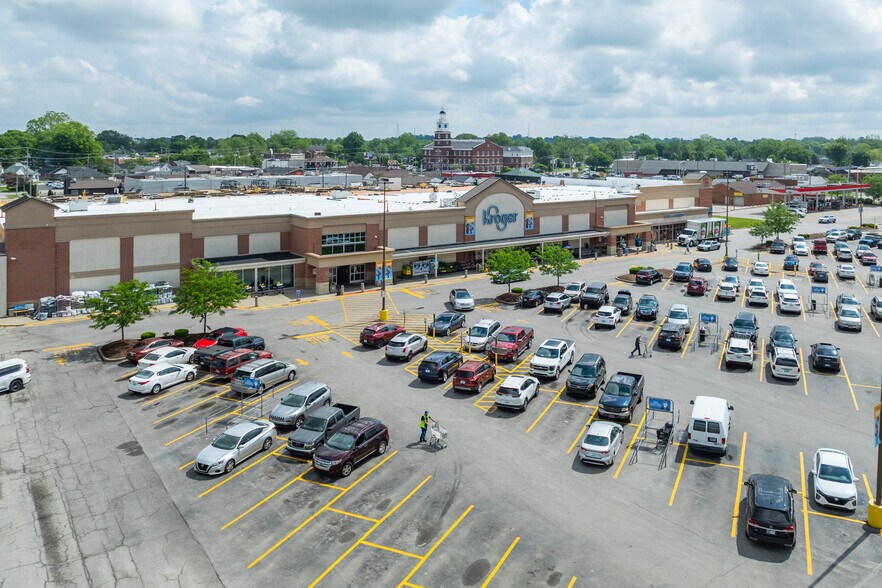 More Photos Of 2630 Frederica St, Owensboro Supermarket For Lease