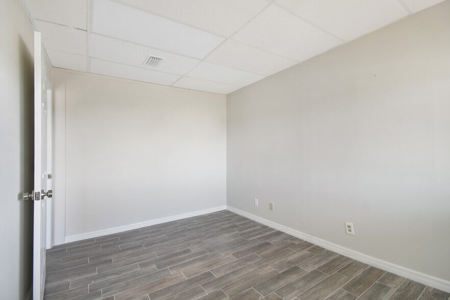 More Photos Of 101-121 Yacht Club Dr, Saint Augustine Unknown For Lease