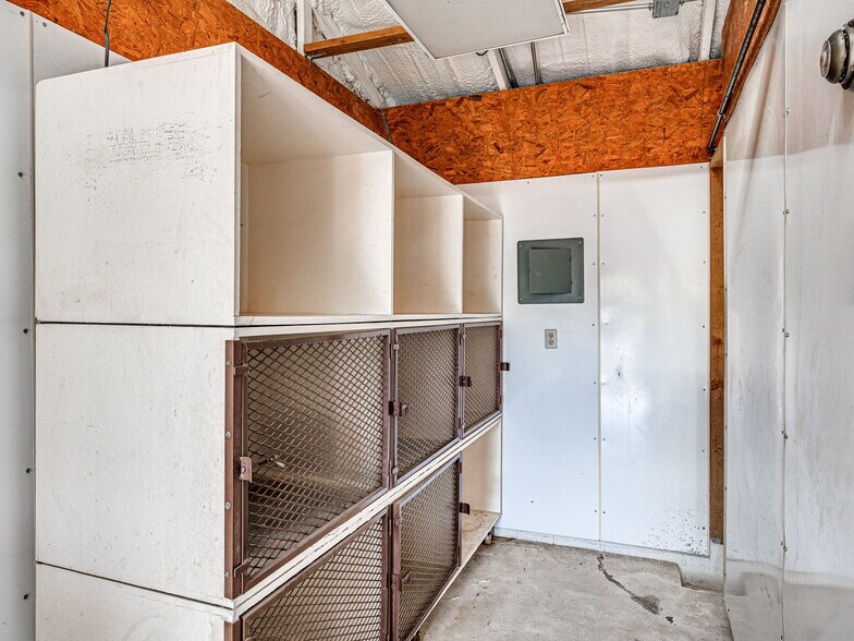 More Photos Of 601 Cimarron Rd, Tuttle Specialty For Sale