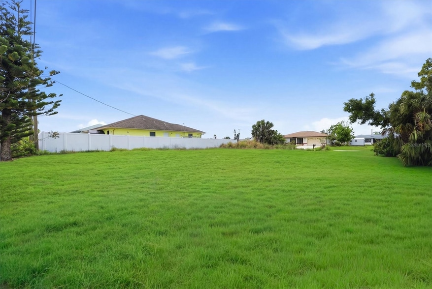 More Photos Of 300 San Lorenzo Ave, North Port Apartments For Sale