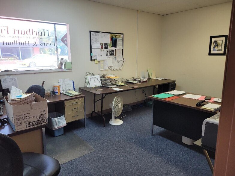 More Photos Of 107 Broadway St, Fort Meade Office For Sale
