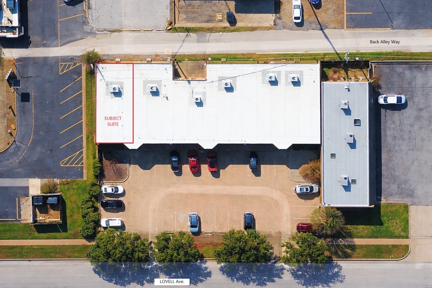 More Photos Of 5913-5921 Lovell Ave, Fort Worth Office For Sale