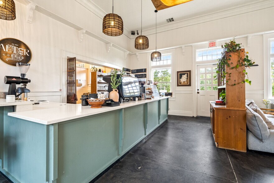 More Photos Of , Hogansville Unknown For Sale