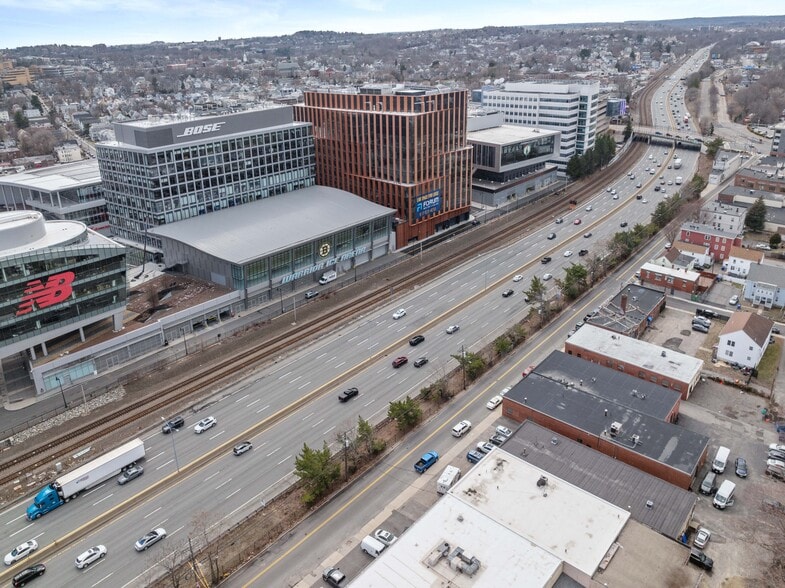 More Photos Of 86 Lincoln St, Brighton Warehouse For Lease