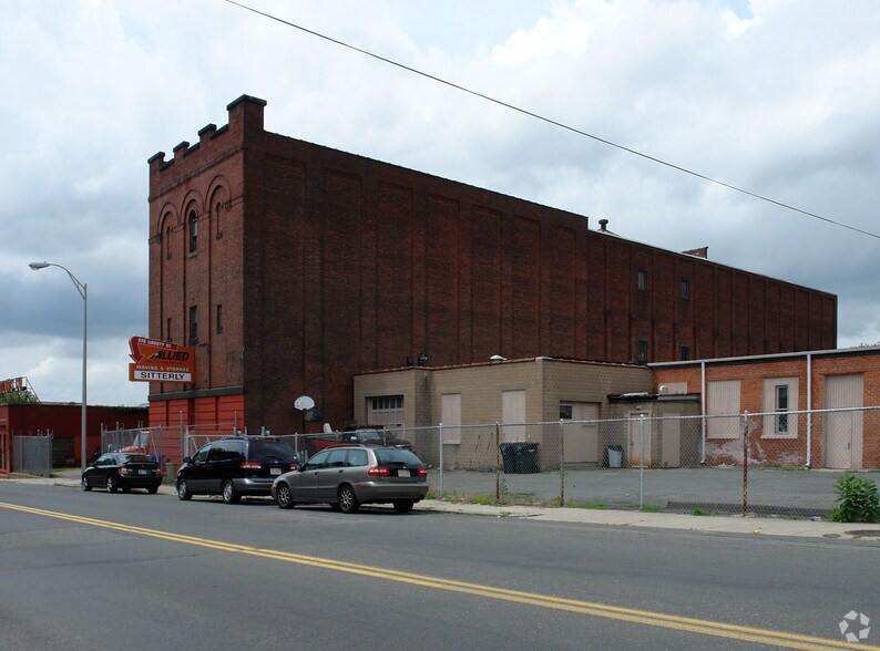 More Photos Of 270 Liberty St, Springfield Warehouse For Sale