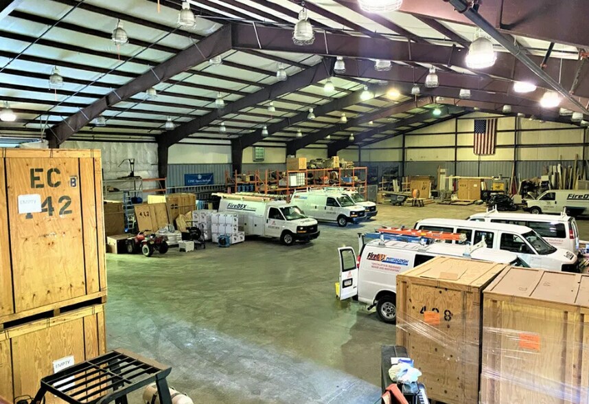 More Photos Of 1035 Executive Dr, Gibsonia Industrial For Sale