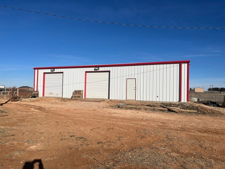 More Photos Of 11603 N Fm 2528, Lubbock Warehouse For Lease