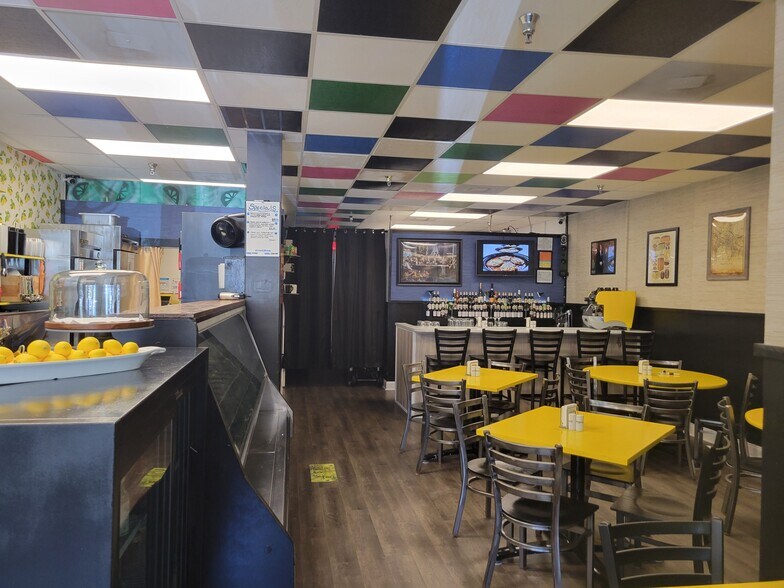 More Photos Of 301 Main St, Hilton Head Island Unknown For Lease