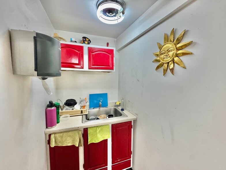 More Photos Of 5125 6th Ave, Brooklyn Apartments For Sale