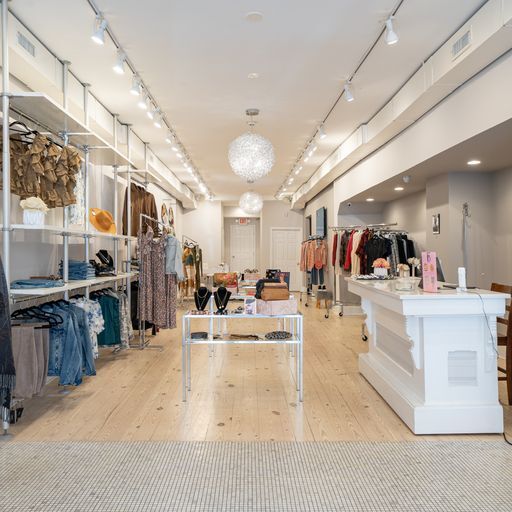 More Photos Of 50 Greenwich Ave, Greenwich General Retail For Lease