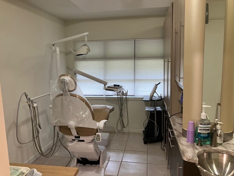 More Photos Of , Tampa Office For Sale