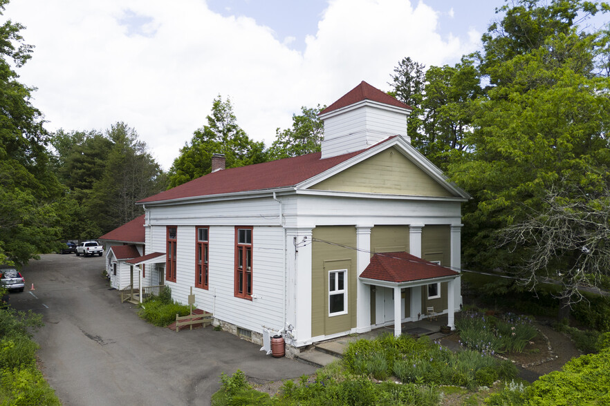 Primary Photo Of 3588 Main St, Stone Ridge Flex For Sale