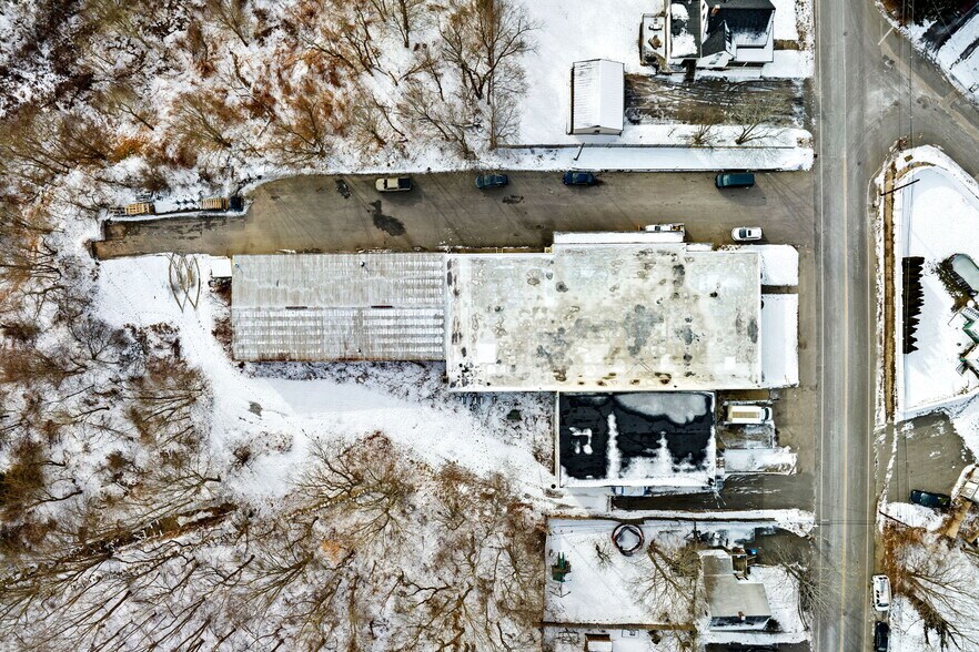More Photos Of 205 Commercial St, Whitman Manufacturing For Sale