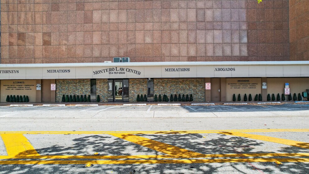 More Photos Of 100 SE 6th St, Fort Lauderdale Office For Lease