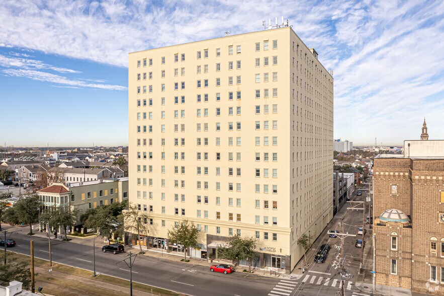More Photos Of 1205 Saint Charles Ave, New Orleans Apartments For Sale