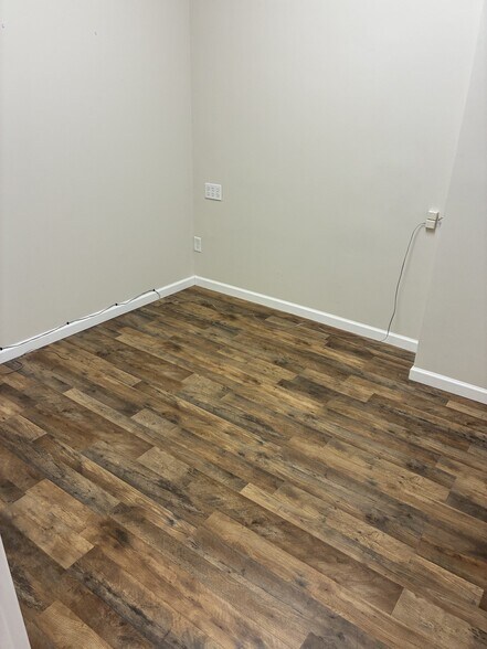 More Photos Of 10 IBM Rd, Poughkeepsie Storefront For Lease