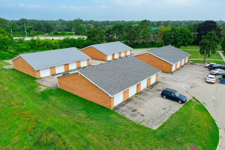 More Photos Of 3651 Balfour Ct, Flint Multifamily For Sale