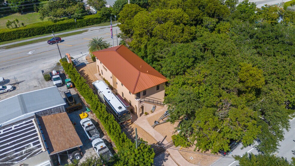 More Photos Of 87847 Overseas Hwy, Islamorada Medical For Sale