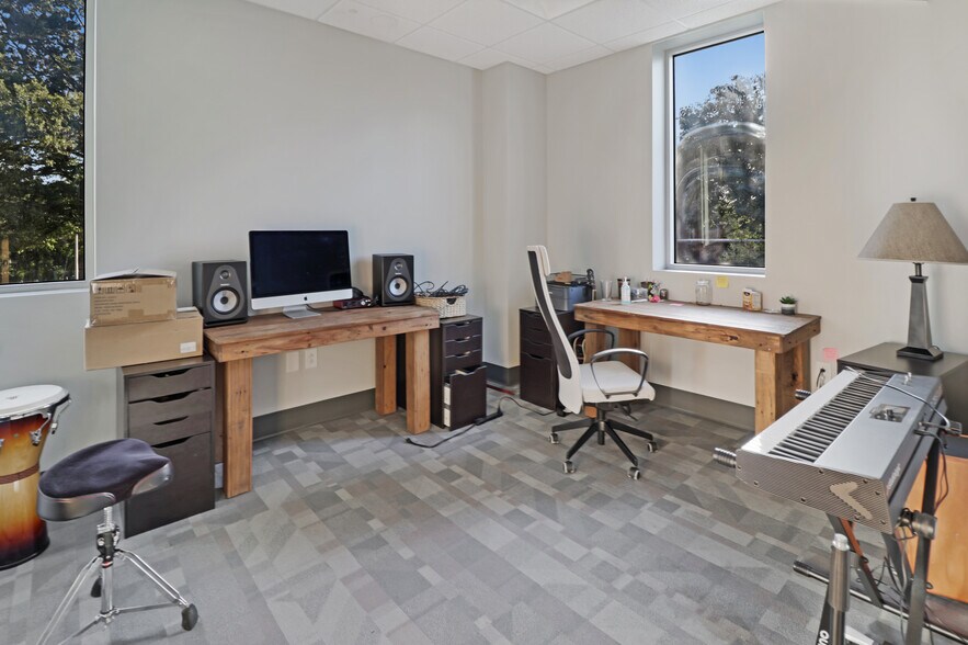 More Photos Of 6210 Old Pineville Rd, Charlotte Specialty For Sale