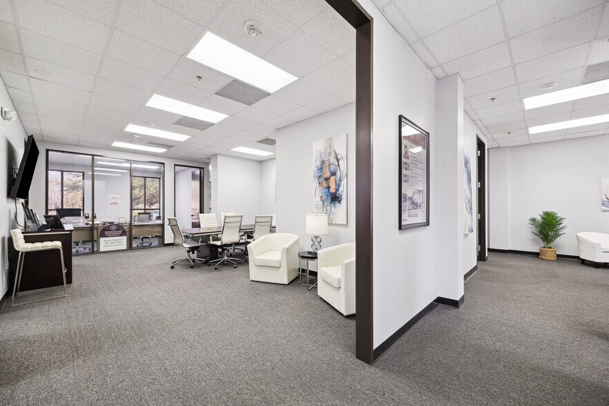 More Photos Of 52 Sugar Creek Center Blvd, Sugar Land Office For Sale