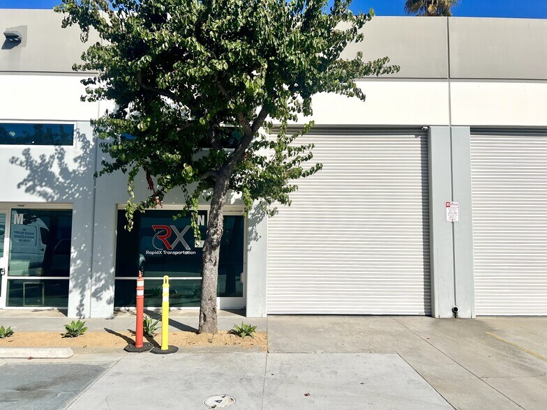 More Photos Of 11160 Hindry Ave, Los Angeles Warehouse For Lease