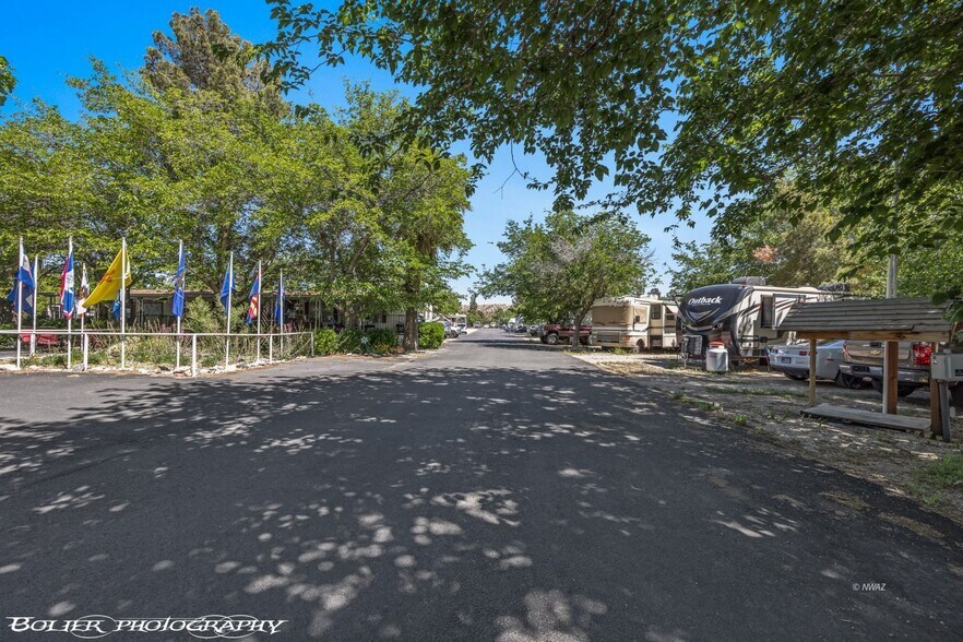 More Photos Of 3315 E McKnight Rd, Littlefield Manufactured Housing Mobile Home Park For Sale