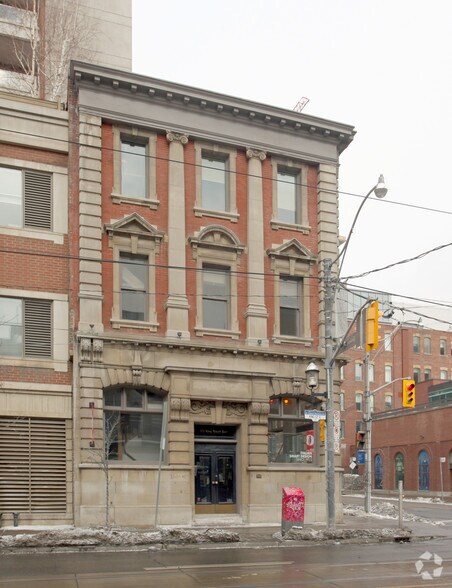 More Photos Of 168 King St E, Toronto Apartments For Lease