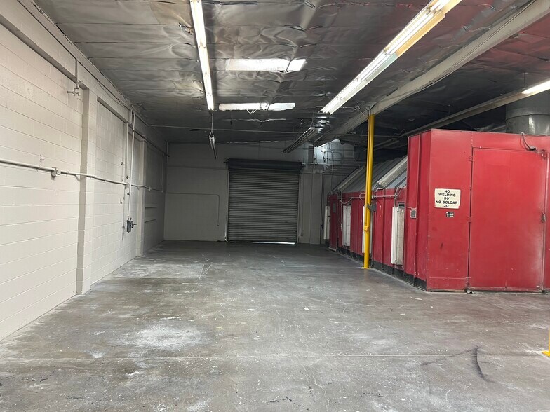 More Photos Of 500 S Raymond Ave, Fullerton Warehouse For Lease