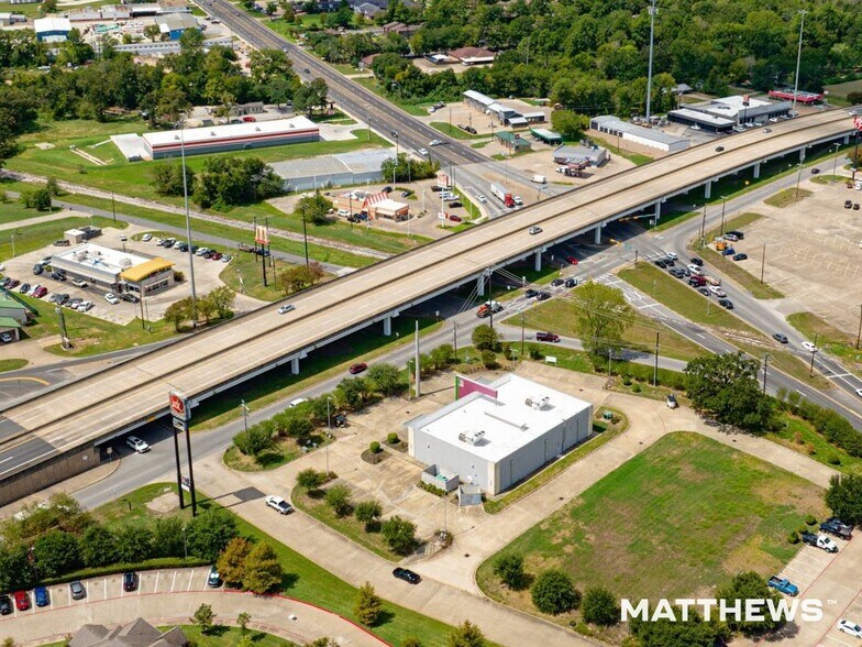 More Photos Of 101 S John Redditt Dr, Lufkin Medical For Sale
