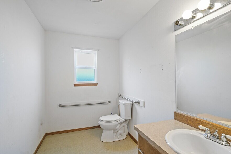 More Photos Of 3310 Harrison Ave, Centralia Land For Sale