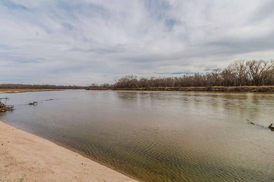 More Photos Of 79+/- Acres on 272nd Rd. Rd @ 41st Rd, Arkansas City Land For Sale