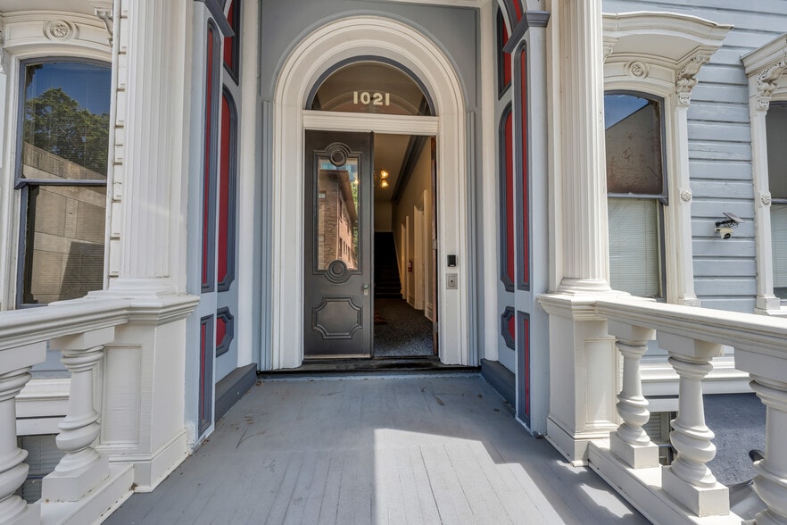More Photos Of 1021 H St, Sacramento Apartments For Sale