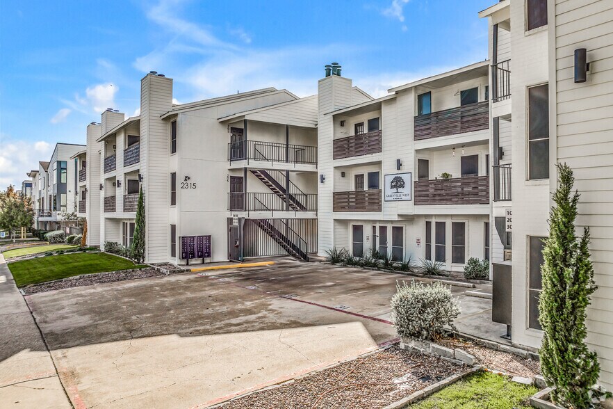 More Photos Of 2315 Moser Ave, Dallas Apartments For Sale