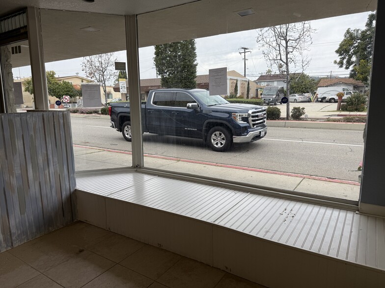 More Photos Of 770-790 E La Habra Blvd, La Habra Storefront For Lease