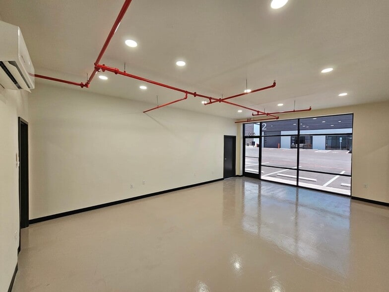 More Photos Of 6420 FM 1102, New Braunfels Unknown For Lease