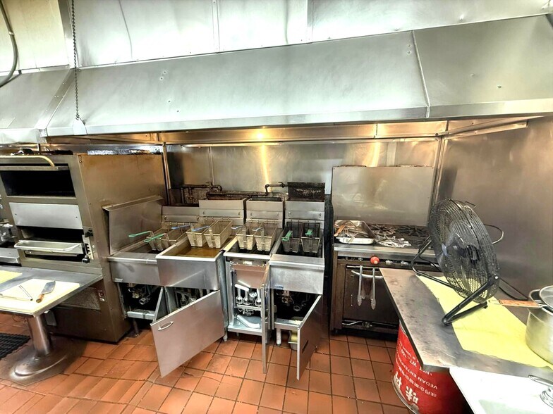 More Photos Of 259 Main st, Woonsocket Restaurant For Sale