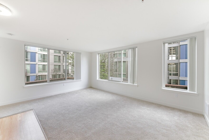 More Photos Of 118 Republican St, Seattle Apartments For Lease