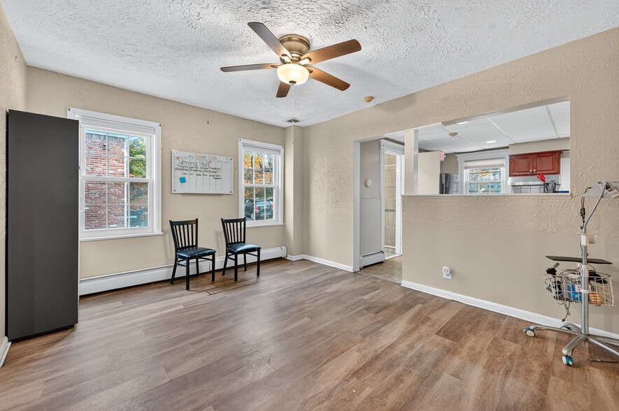 More Photos Of 160 Bloomfield Ave, Verona Storefront Retail Office For Sale