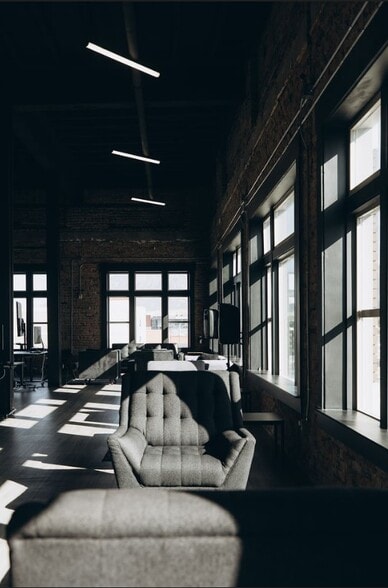 More Photos Of 2411 Kiesel Ave, Ogden Office For Sale