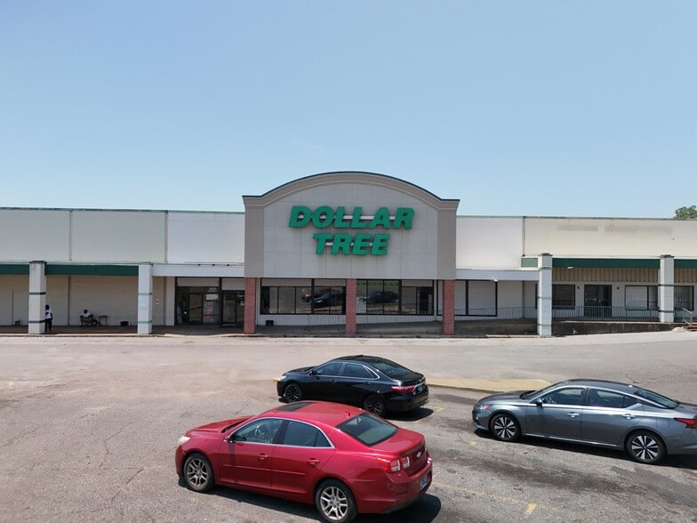 Primary Photo Of 1781-1977 S 3rd St, Memphis Unknown For Lease