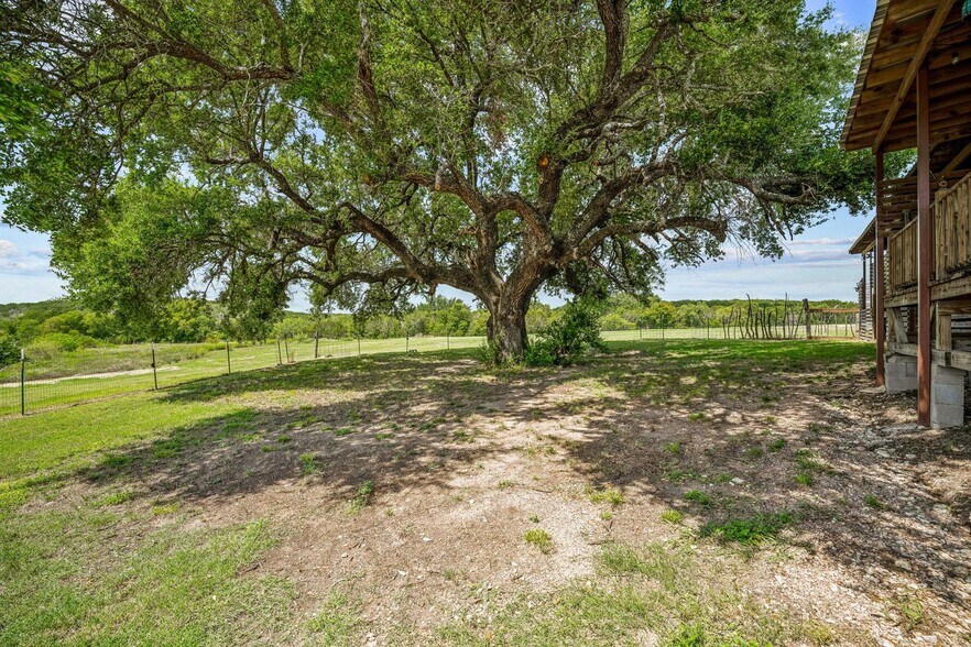 More Photos Of 825 Monarch Trail, Stephenville Specialty For Sale