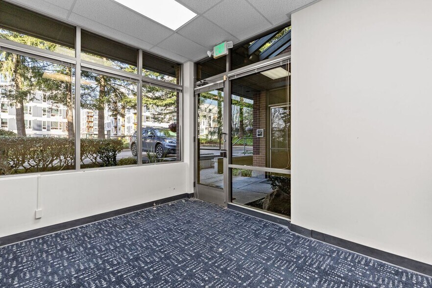 More Photos Of 15419 NE 20th St, Bellevue Medical For Sale