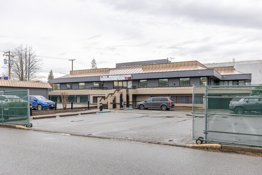More Photos Of 33623 Wildwood Dr, Abbotsford Medical For Lease