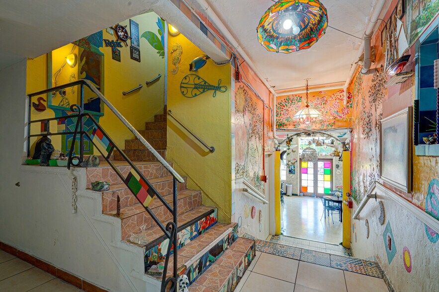 More Photos Of 1680 James Ave, Miami Beach Hotel For Sale