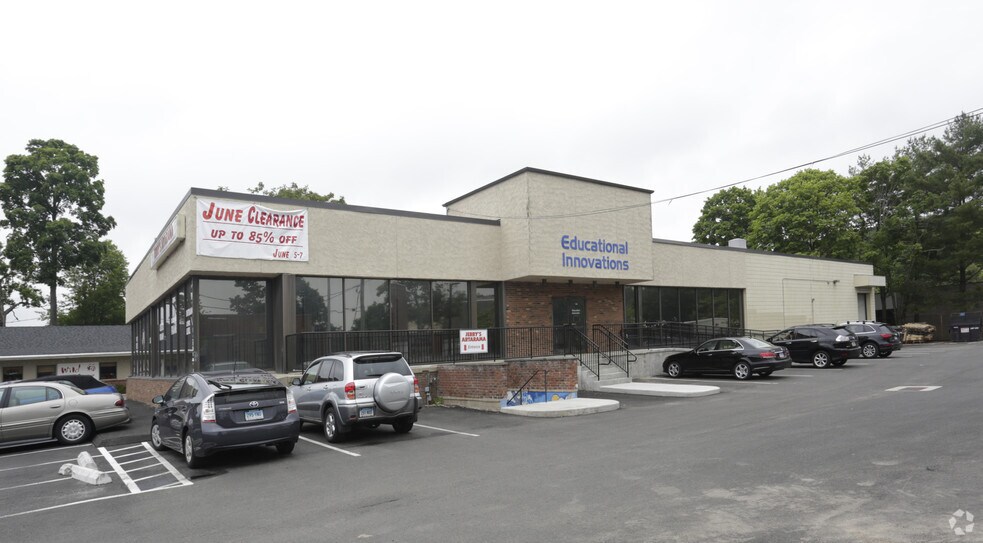 Primary Photo Of 360-362 Main Ave, Norwalk Storefront Retail Office For Lease