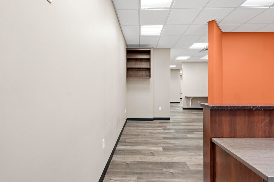 More Photos Of 1006 Ash St, Eudora Loft Creative Space For Lease