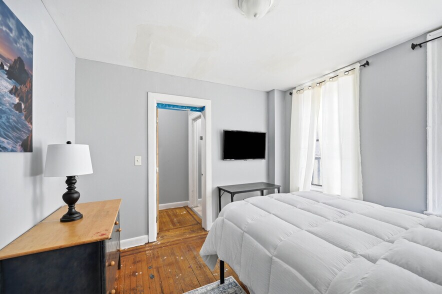 More Photos Of 2 Overlook Ter, Yonkers Apartments For Sale
