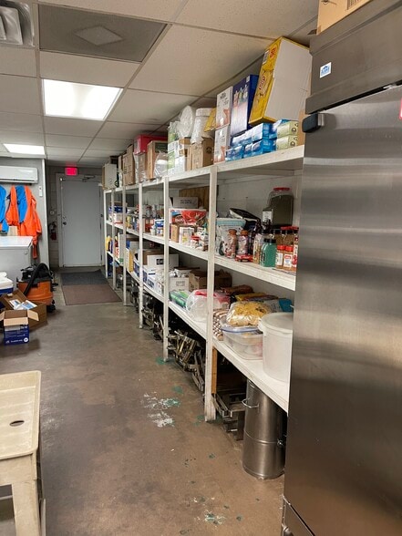 More Photos Of 109-111 S Main St, Irving Restaurant For Sale