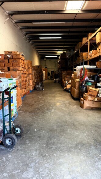 More Photos Of 1314-1334 Spruce Ave, Orlando Warehouse For Lease